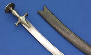 A very nice antique 18th century Indian Tulwar Sword with original Scabbard, total length 87 cm,  in good condition. Price 300 euro