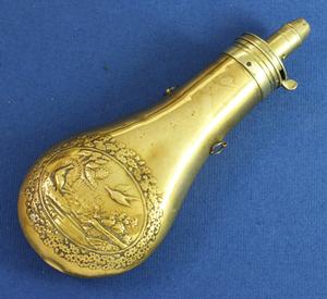 A very nice antique 19th Century English Powder Flask, height 20,5 cm, in very good condition. Price 195 euro