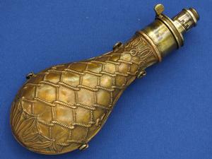 A very nice antique 19th Century English Powderflask with 