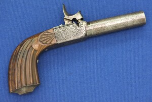 A very nice antique 19th century French Percussion Pocket Pistol, caliber 12 mm rifled, length 18 cm, in very good condition. Price 685 euro