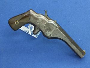 A very nice antique American Connecticut Arms Hammond Bulldog Deringer, circa 1870, .Caliber: 44 Henry Rimfire. length 22 cm, in very good condition. Price 1.250 euro