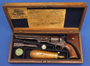 A very nice antique American made oak cased Colt model 1851 6 shot 36 caliber percussion revolver for export to England and distributed to South Africa. 7,5 inch barrel with New York address. In very good condition. Price 7250 euro