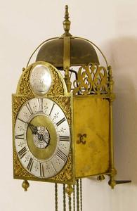 A very nice antique English brass lanternclock with verge-escapement, strike and alarm, by John. Crucefix London, circa 1700,  in mint condition. Price 4.900 euro