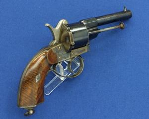 A very nice  French Military Pinfire Revolver, so called Baby M.A.S. Escoffier, signed Mre Imp.le de'Armes  de St.Etienne,  caliber 9 mm, length 23,5 cm, in very good condition.