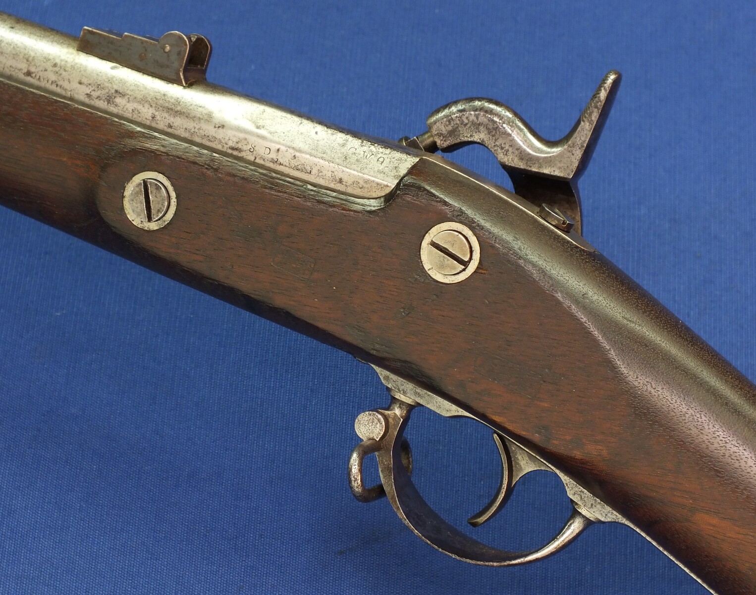 American Civil War US Model 1861 Percussion Rifle-Musket by WILLIAM MUIR & Co WINDSOR LOCKS. CT. Dated 1863. with bayonet. 58 Caliber, 40 inch barrel. Length 142cm. In good/very good condition.