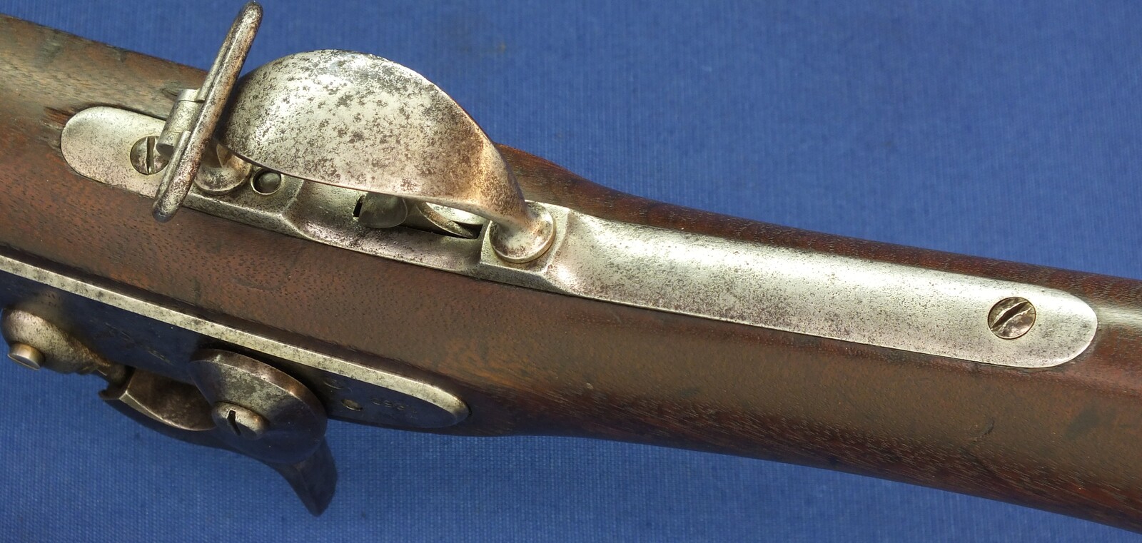 American Civil War US Model 1861 Percussion Rifle-Musket by WILLIAM MUIR & Co WINDSOR LOCKS. CT. Dated 1863. with bayonet. 58 Caliber, 40 inch barrel. Length 142cm. In good/very good condition.