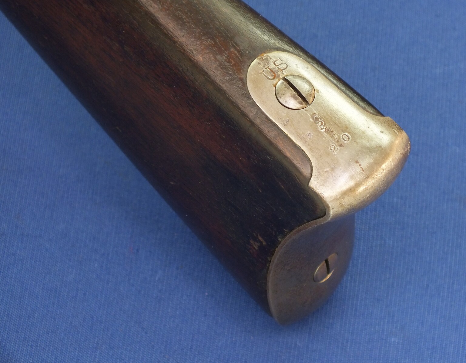 American US Springfield Model 1868 Trapdoor Rifle. Caliber 50 Centerfire, 32,5 inch barrel. Length 132cm. In very good condition.