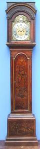 An 8-day antique English longcase clock in red chinoiserie by John Wait London, ca. 1730. height 235 cm, Price 3.800 euro