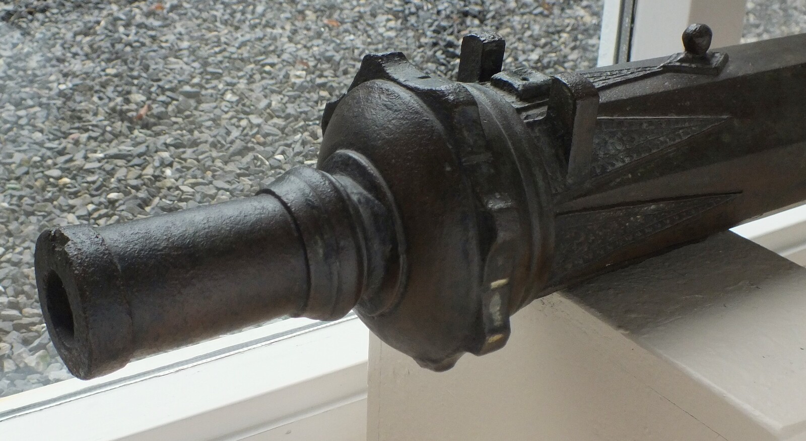 An Antique 18th Century Bronze Indonesian Lantaka Cannon, caliber 35 mm, length 130 cm, in very good condition. Price 2.450,- euro