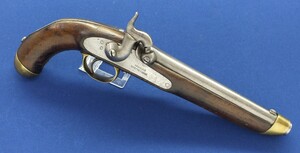 An antique 19th century German Cavalry Baden Kolbenpistole model 1853/58 made at Königlich Württenbergische Fabrik Oberndorf. Caliber 13,9 mm Rifled. Length 40 cm. In very good condition. Price 1500 euro. 