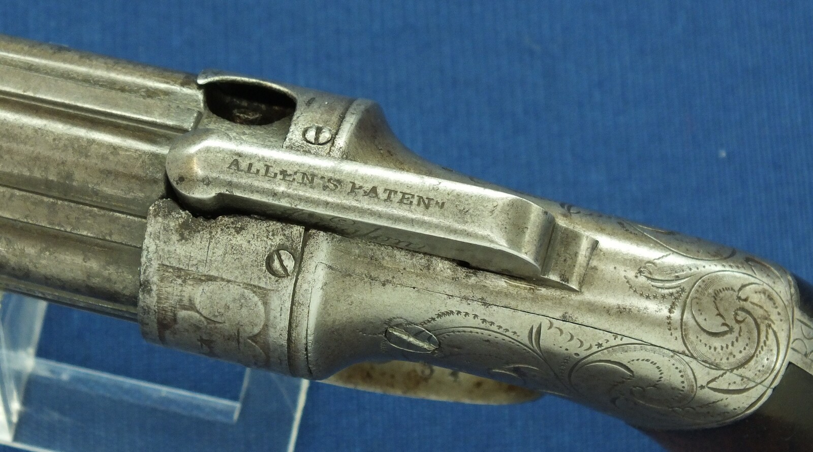 An antique American Allen & Thurber 6 shot Percussion Pepperbox. 31 Caliber, 4 inch barrel. Length 19cm. In very good condition.
