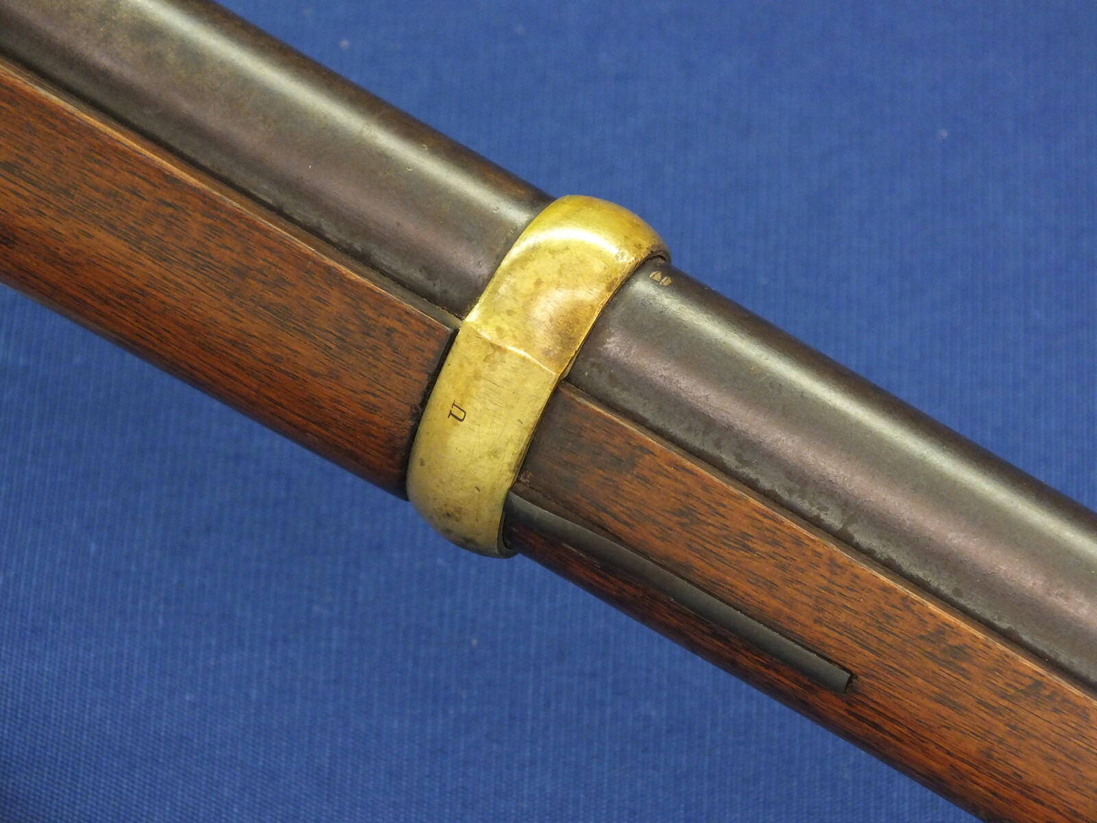 An Antique American Civil War Remington Model 1863 Percussion Zouave Rifle. 58 Caliber, 33 inch barrel. Length 124cm. In very good condition. 