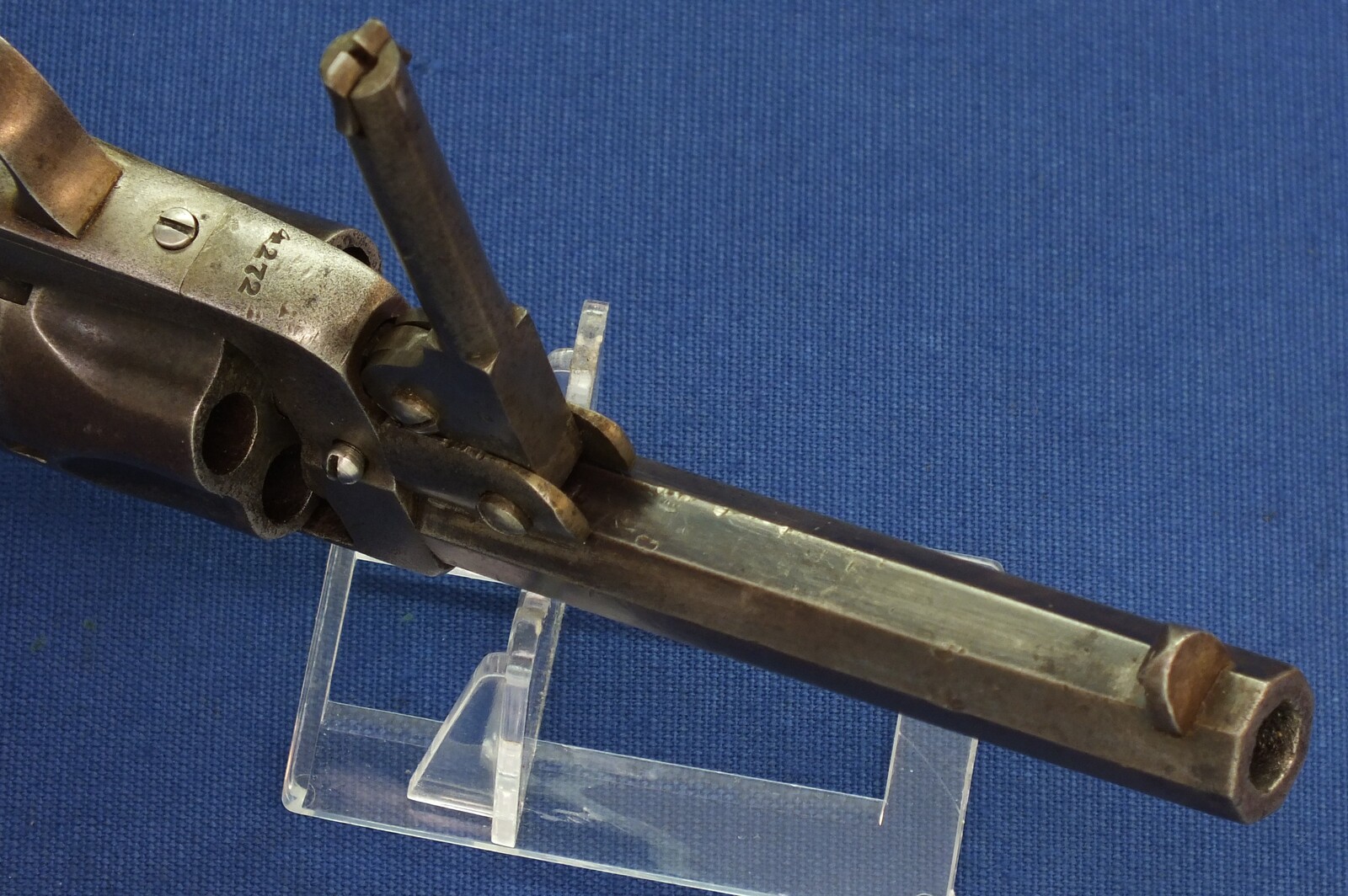 An antique American Civil War W.W. Marston / The Union Arms Co 4th type 5 shot Pocket percussion Revolver. 4 1/4 inch octagon barrel. Caliber 31. Length 25cm. In very good condition. 