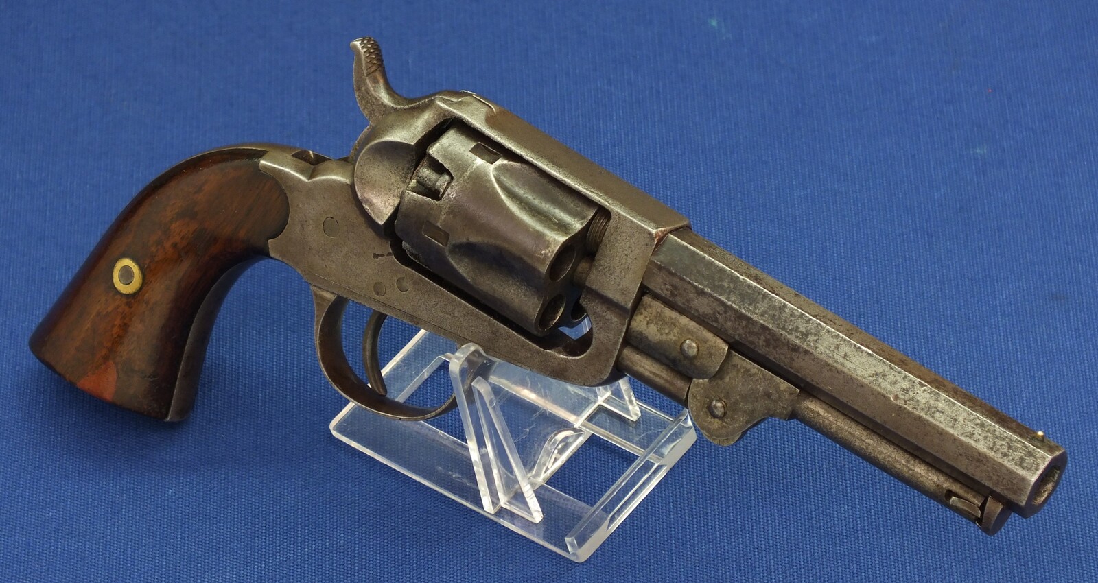 An antique American Civil War W.W. Marston / The Union Arms Co 4th type 5 shot Pocket percussion Revolver. 4 1/4 inch octagon barrel. Caliber 31. Length 25cm. In very good condition. 