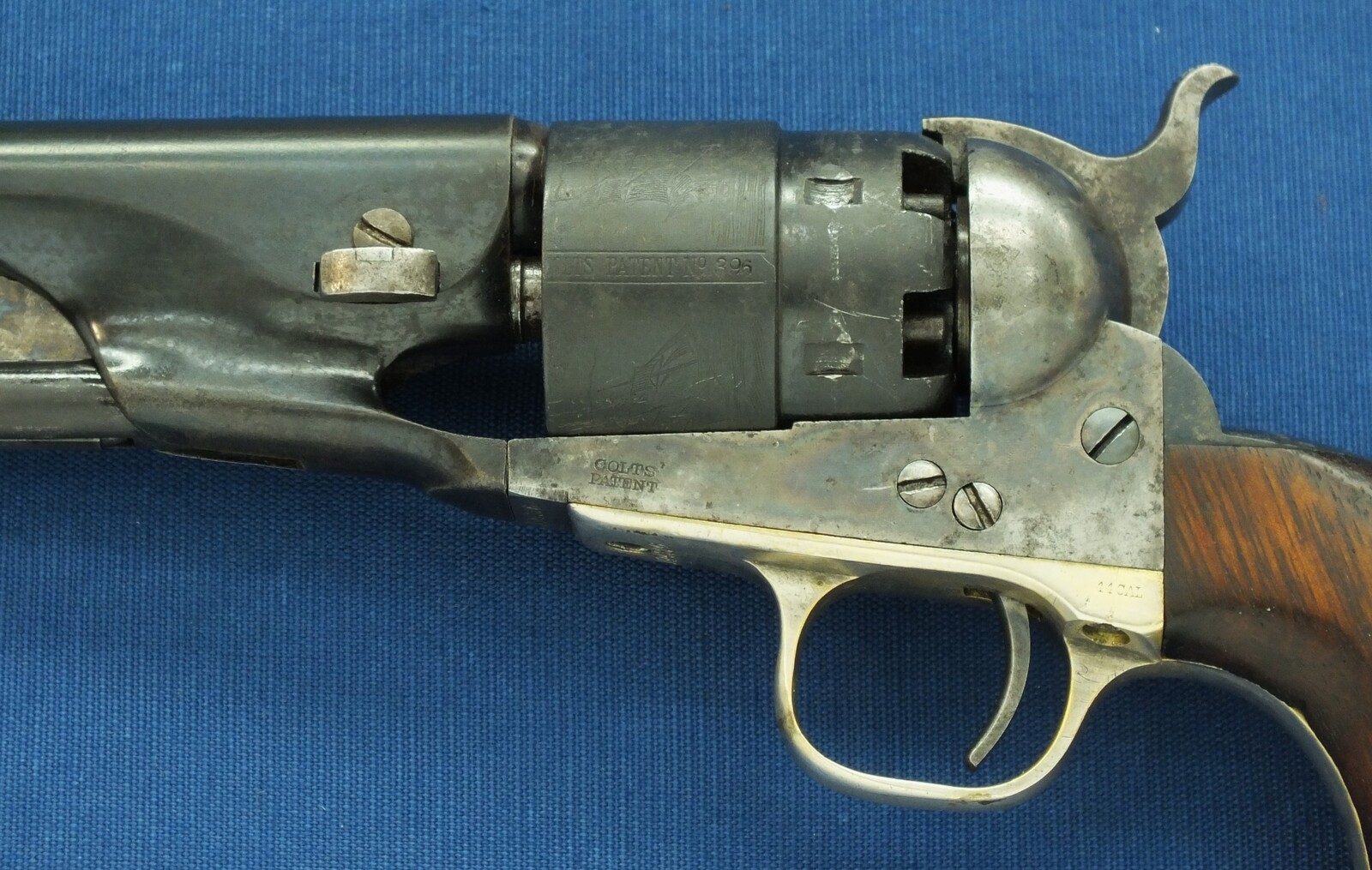An antique American Civilian Colt Model 1860 Army percussion revolver. 6 shot 44 caliber, 8 inch barrel with New York address. Length 37cm. In very good condition. 