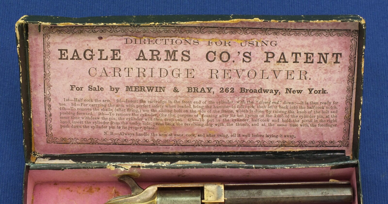 An antique American Merwin & Bray Fire-Arms Co. NY Plant's Frontloading Pocket 5 shot Revolver in it's original hinge top cardboard box .30 cup-primed caliber, length 20,5 cm, in very good condition. Price 1.600 euro