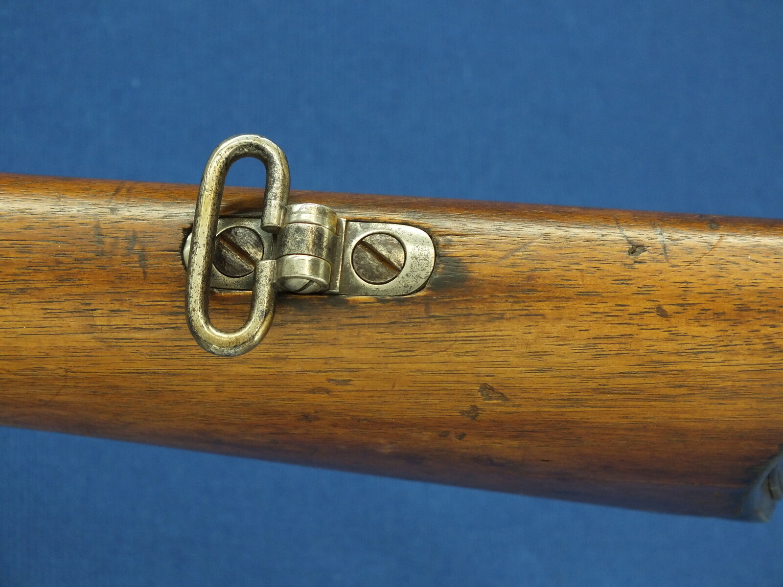 An antique American Spencer Repeating Carbine Model 1865 with Stabler Cut-Off. Caliber .50 Rimfire, 20 inch barrel. Length 95cm. In very good condition. Price 2.500 euro.