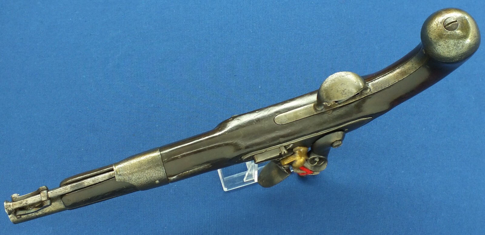 An antique American US Model 1819 Flintlock pistol by Simeon North of Middletown Conn. Caliber 54, 10 inch barrel. Length 41cm. In good condition. Price 1.450 euro.