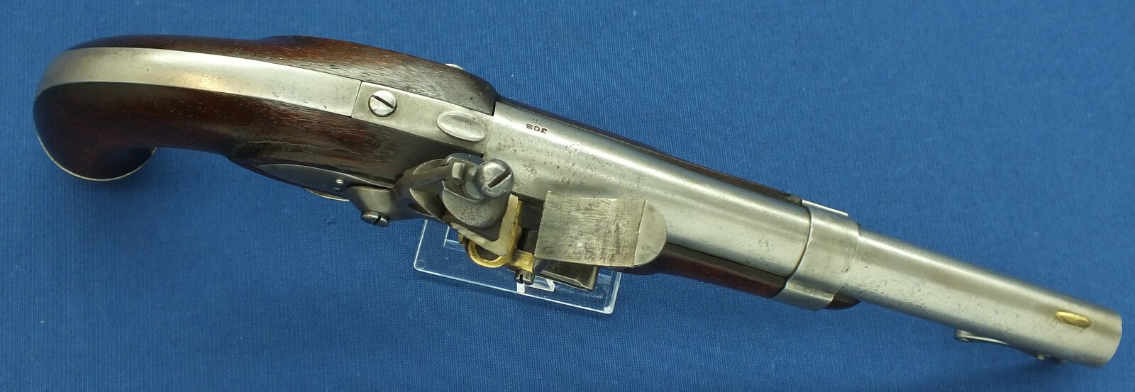 An antique American US Model 1836 Flintlock Pistol By Robert Johnson. Caliber 54, length 37cm. In very good condition. Price 2.150 euro.