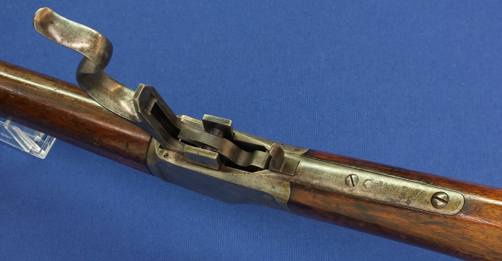 An antique American Winchester Model 1885 High Wall Single Shot Rifle. Caliber 50-95 W.C.F., 30 inch round barrel, numbered 