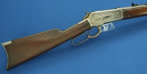 An antique American Winchester Model 1886 lever action Rifle. Caliber 38-56 W.C.F. 26 inch octagon barrel. Lenght 115cm. In very good condition. 