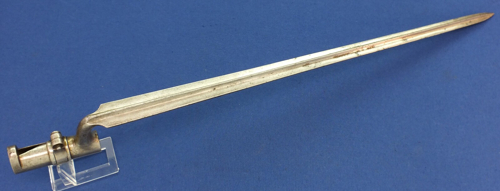 An Antique Austrian Model 1854 Lorenz, 1867 Wänzel Rifle Bayonet. Length 56cm. In very good condition. 