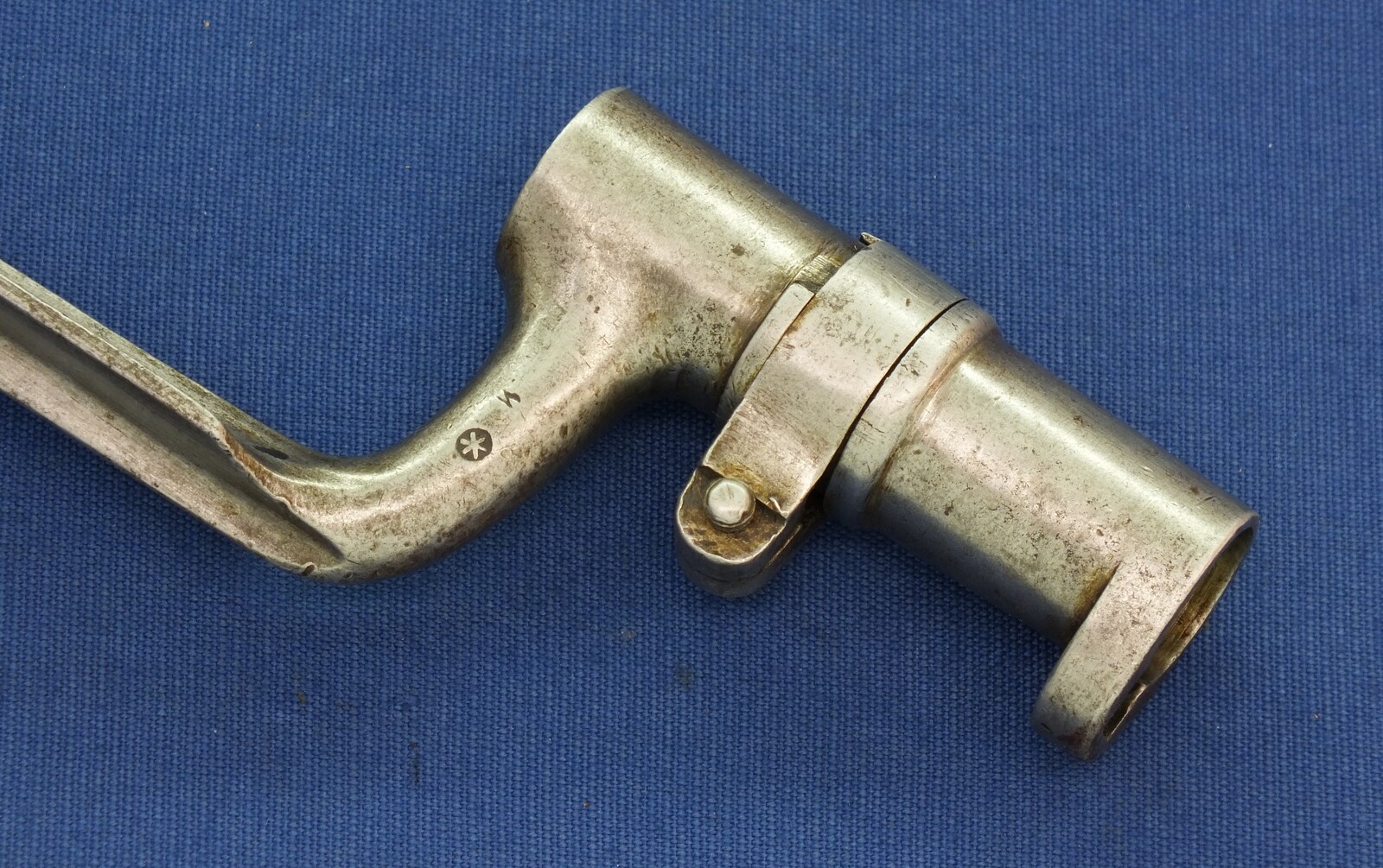 An Antique Austrian Model 1854 Lorenz, 1867 Wänzel Rifle Bayonet. Length 56cm. In very good condition. 