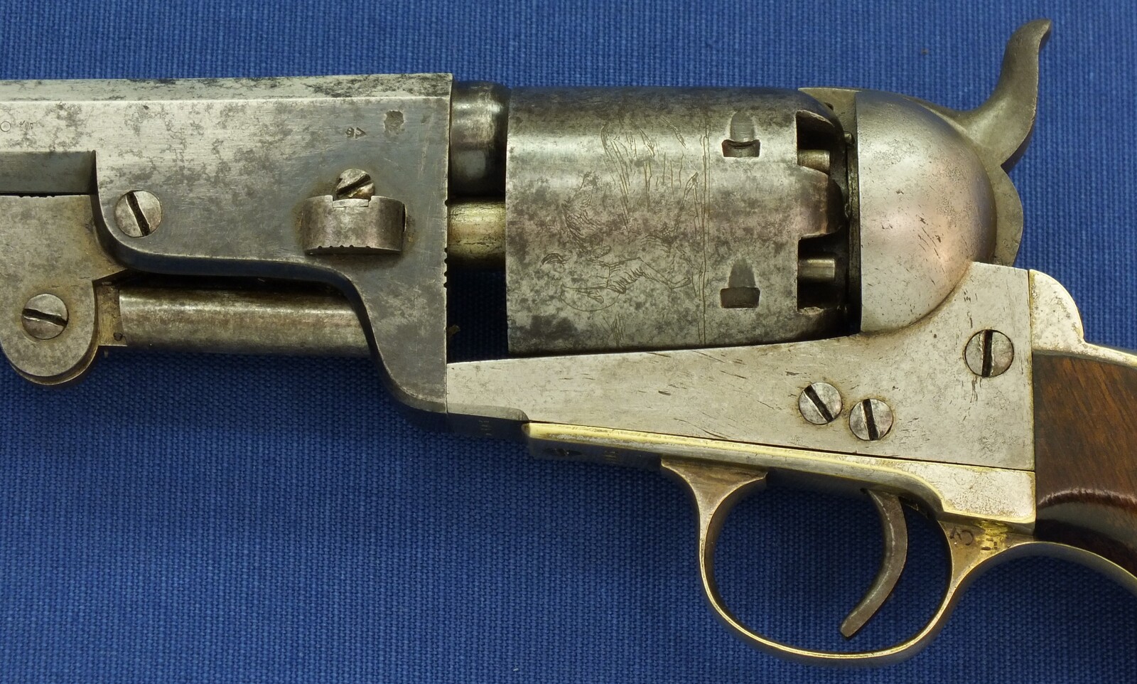 An antique Belgian Colt Brevete Model 1851 Navy 6 shot percussion Revolver by N. Gilon Liege retailed by A. Libert Amsterdam. 36 caliber, 7,5 inch barrel. Length 35cm. In very good condition.