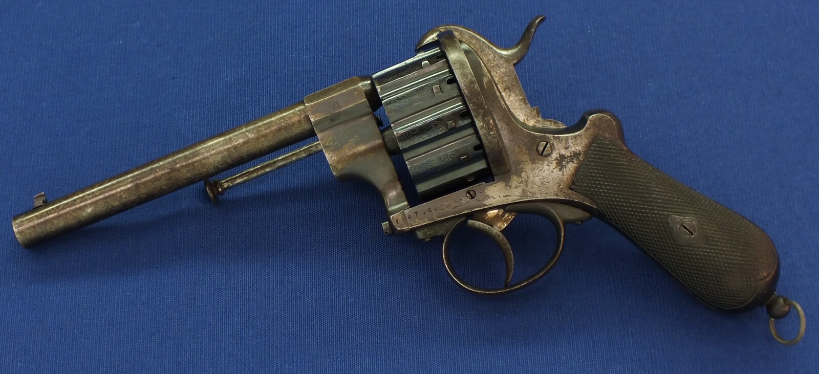 An antique Belgian E. Lefaucheux 12 shot 9mm Double and Single Action Pinfire Revolver. Length 31cm. In very good condition. Price 1.750 euro.