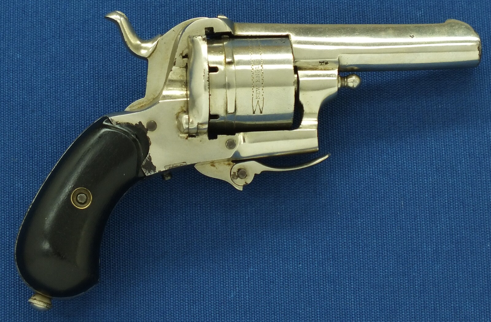 An antique Belgian made for the English market 6 shot Single and Double Action Nickel Plated Pinfire Revolver. 7mm Caliber, length 16,5cm. In very good condition. Price 425 euro.