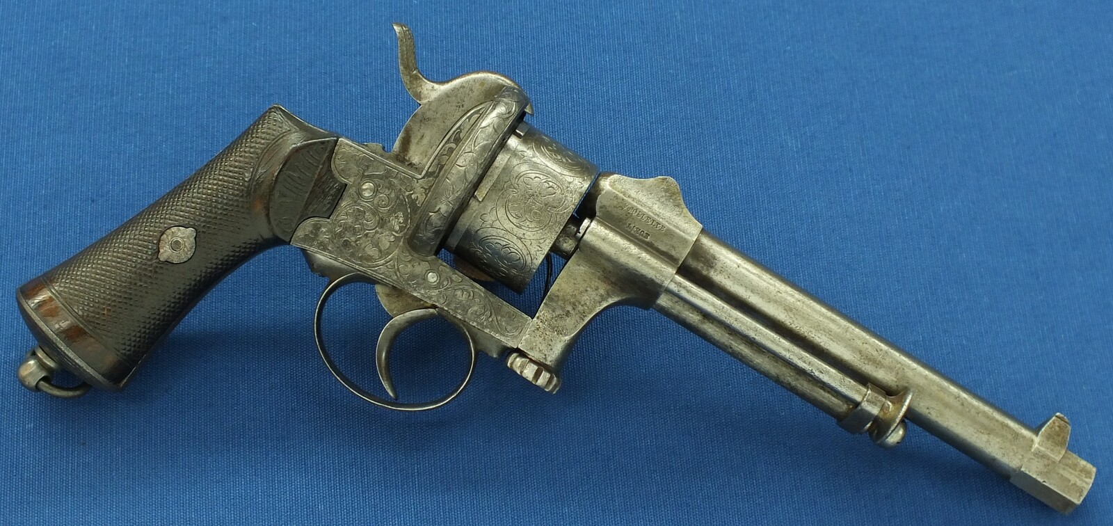 An antique Belgian Mariette Brevete 6 shot Single and Double Action Pinfire Revolver by Victor Collette Liege. Caliber 12 mm, length 30 cm, in good/very good condition. Price 995 euro