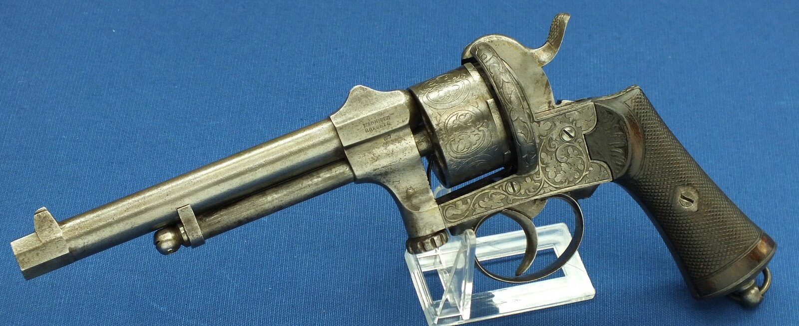 An antique Belgian Mariette Brevete 6 shot Single and Double Action Pinfire Revolver by Victor Collette Liege. Caliber 12 mm, length 30 cm, in good/very good condition. Price 995 euro