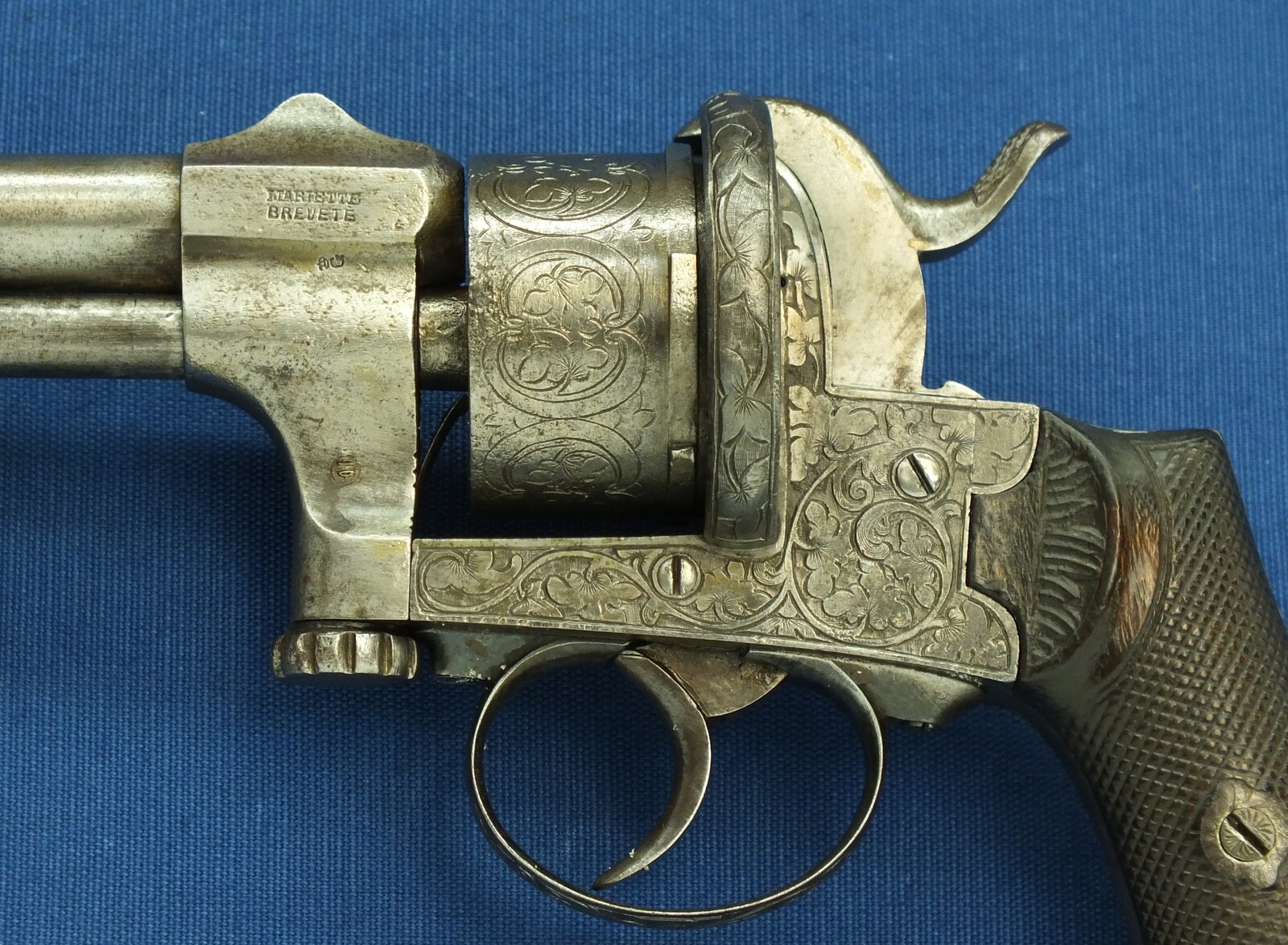 An antique Belgian Mariette Brevete 6 shot Single and Double Action Pinfire Revolver by Victor Collette Liege. Caliber 12 mm, length 30 cm, in good/very good condition. Price 995 euro