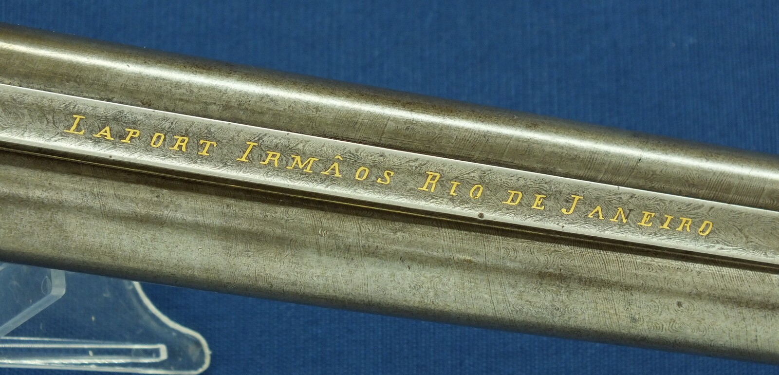 An antique Brazilian/Belgian Double Barreled Percussion Pistol by Laport Irmaos(Laport Freres) A Rio de Janeiro. Caliber 14mm smooth. 8,5 inch Damast barrels. Length 395,cm. In very good condition. Price 1.350 euro.