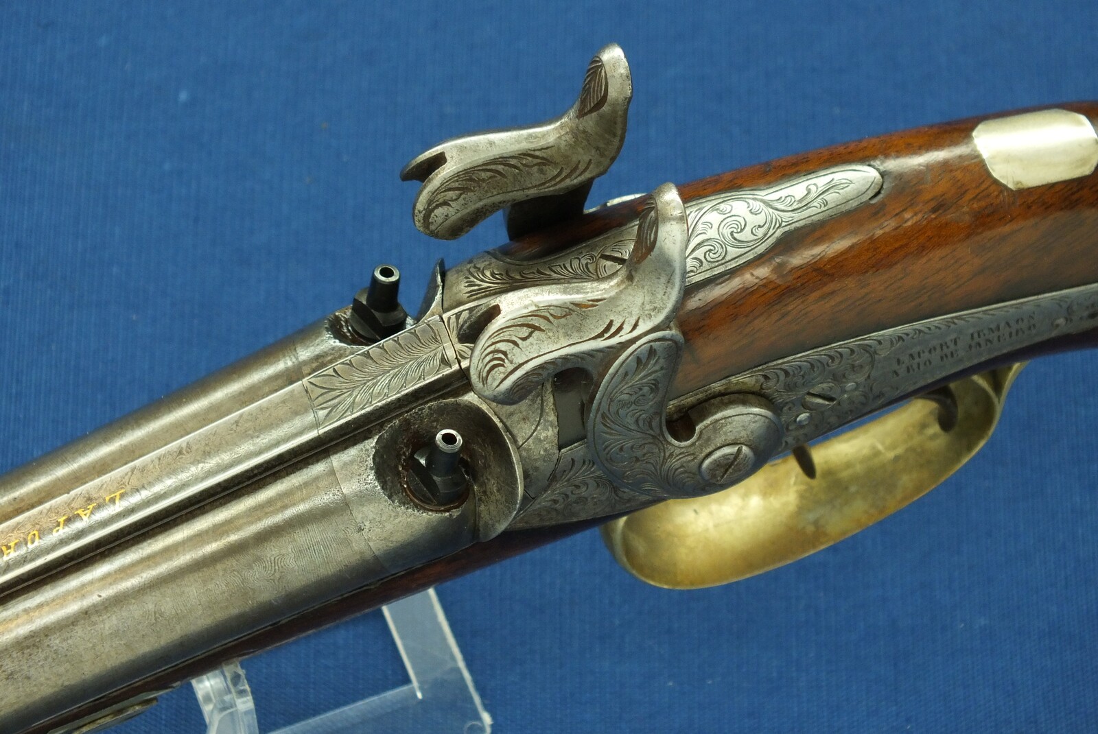 An antique Brazilian/Belgian Double Barreled Percussion Pistol by Laport Irmaos(Laport Freres) A Rio de Janeiro. Caliber 14mm smooth. 8,5 inch Damast barrels. Length 395,cm. In very good condition. Price 1.350 euro.