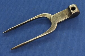 An antique Bullet Mold for caliber 15mm, length 14,5cm. In very good condition. Price 165 euro.