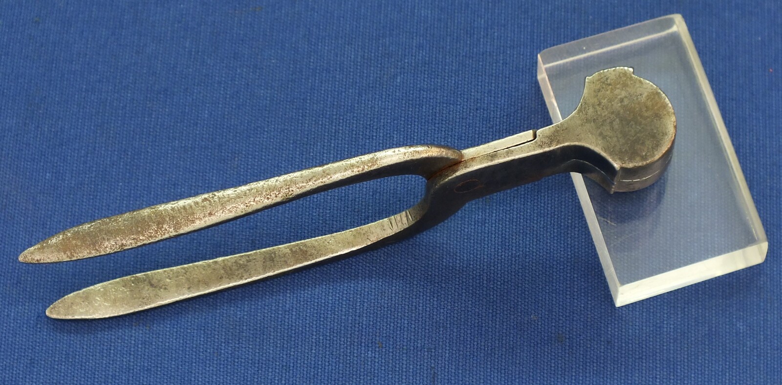 An antique Bullet Mold for caliber 15mm, length 14,5cm. In very good condition. Price 165 euro.