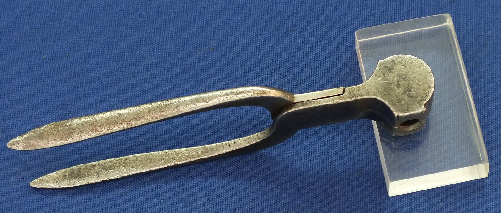 An antique Bullet Mold for caliber 15mm, length 14,5cm. In very good condition. Price 165 euro.