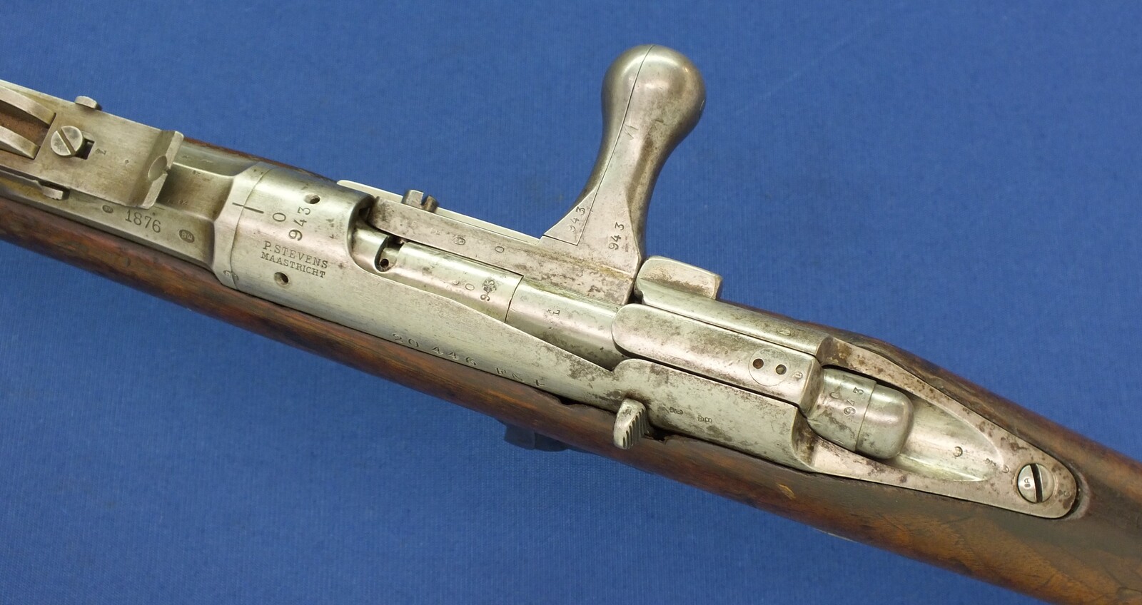 An antique Dutch Beaumont Vitali Model 1871/88 Rifle by P. Stevens Maastricht, caliber 11 mm, length 133 cm, in very good condition