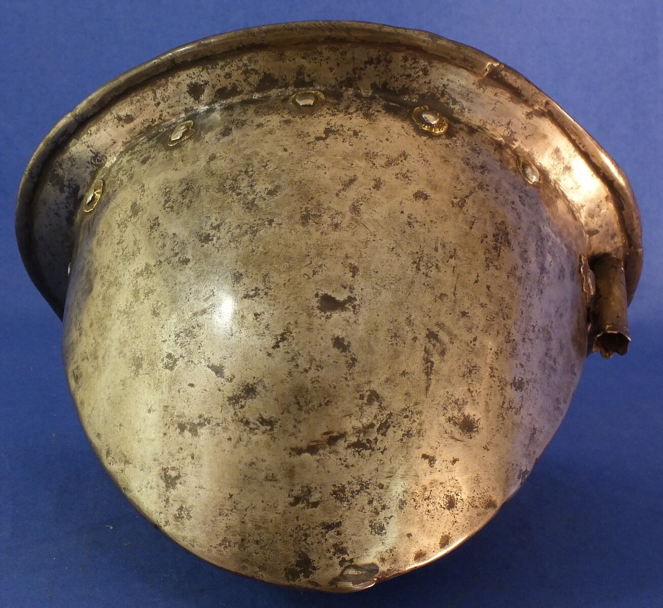 An antique Dutch or German circa 1600 Cabasset Morion Helmet. Height 20cm. In very good condition. Price 1.250 euro.