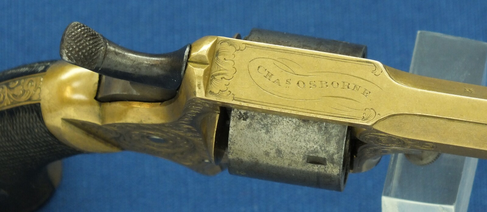 An antique English Tranter's patent 6 shot Caliber 30 Rimfire Revolver by Charles Osborne Birmingham. Length 19cm. In good/very good condition. Price 450 euro.
