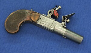 An antique French circa 1800 Flintlock Pocket pistol. Fine Engraved action with thumbpiece safety catch and fine chequered butt. Caliber 13mm, length 17cm. In very good condition. Price 750 euro