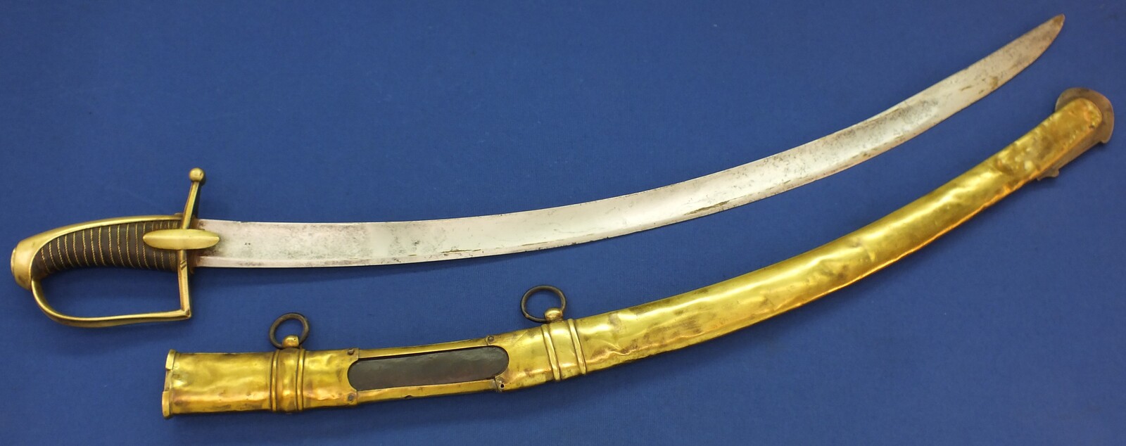 An antique French Napoleonic 1st Empire Hussard imperial Guard Sword. Length 98cm. In good condition. 