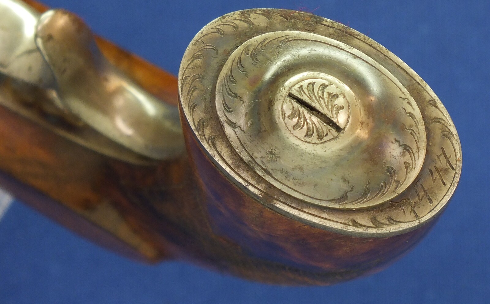 An antique German 4,5mm Target/Saloon percussion Pistol with set-trigger signed: KGL. BAYR. HOFGEWEHRFABRIK V.C. STIEGELE JUN. MÜNCHEN. 8,5 inch octagon barrel. Length 37cm. In very good condition. Price 850 euro.
