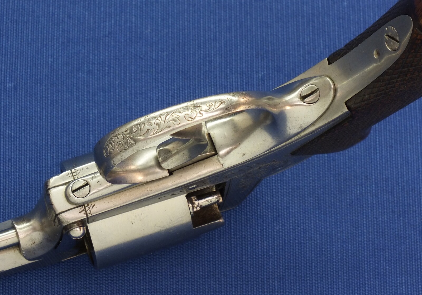 An antique German Adam's Patent 5 shot double action 9mm percussion Revolver. Length 27,5cm. In very good condition. Price 950 euro.