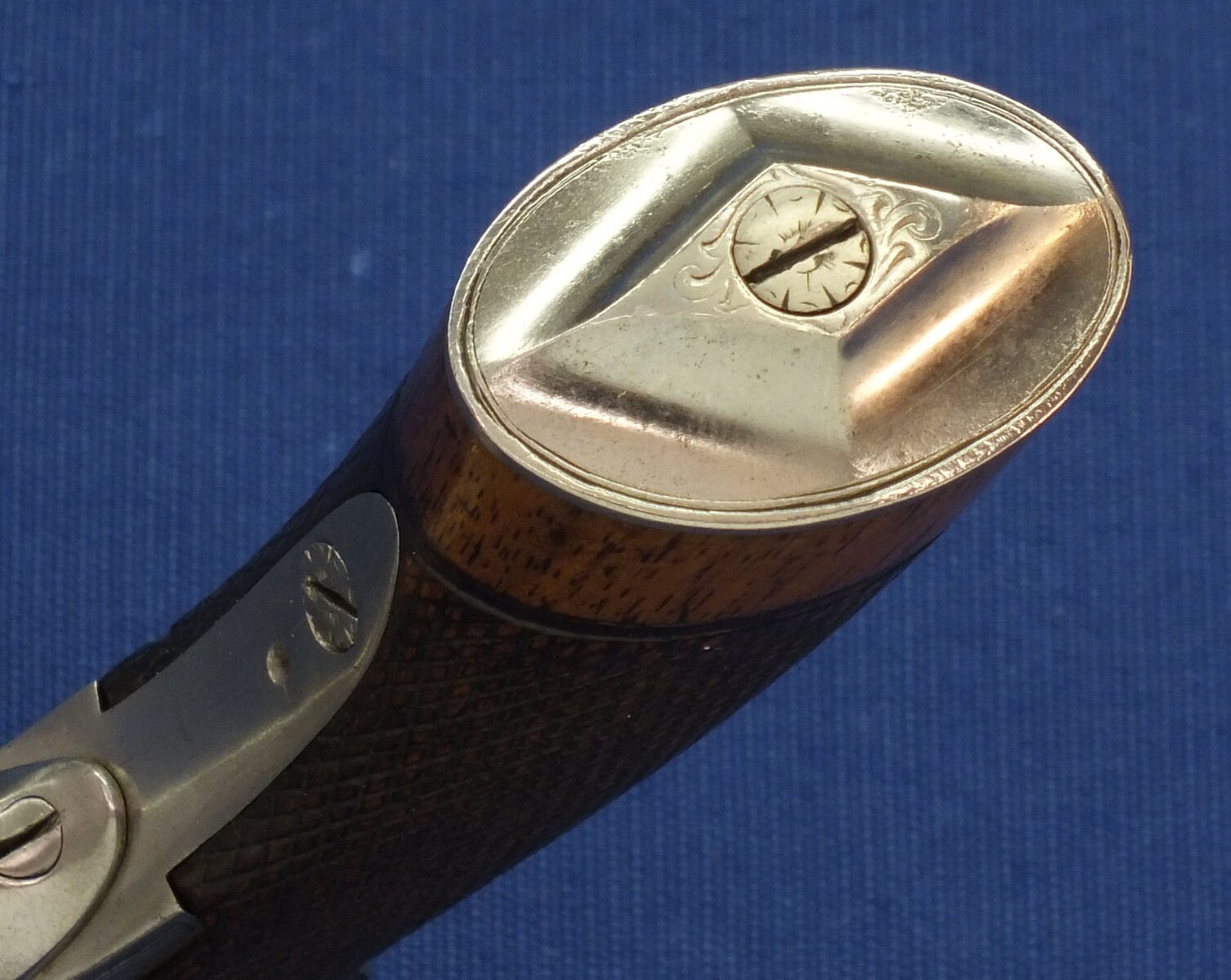 An antique German Adam's Patent 5 shot double action 9mm percussion Revolver. Length 27,5cm. In very good condition. Price 950 euro.