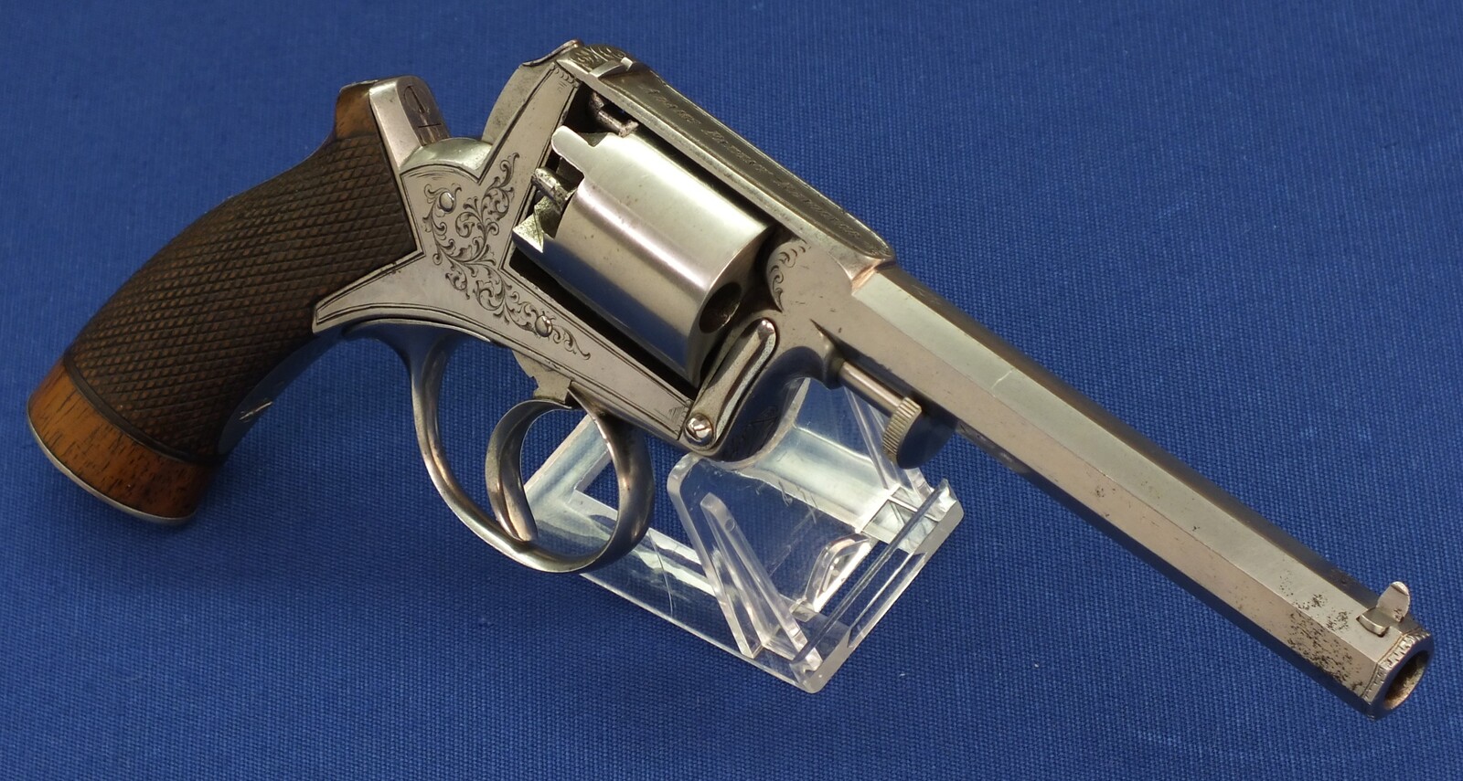 An antique German Adam's Patent 5 shot double action 9mm percussion Revolver. Length 27,5cm. In very good condition. Price 950 euro.