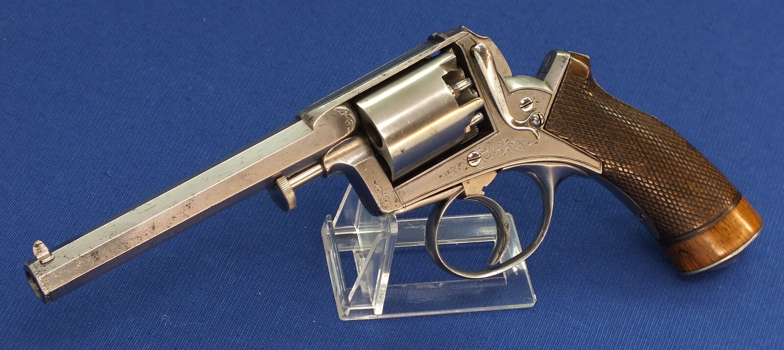 An antique German Adam's Patent 5 shot double action 9mm percussion Revolver. Length 27,5cm. In very good condition. Price 950 euro.