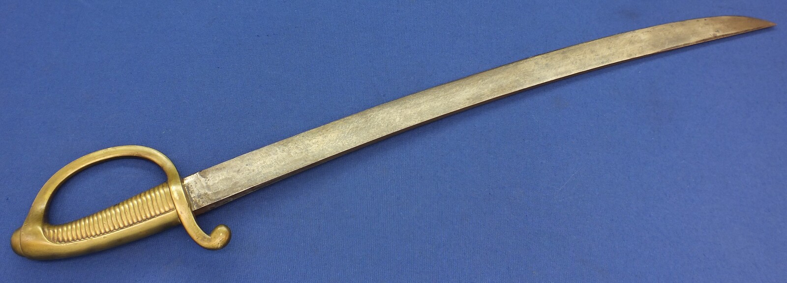 An antique probably Swiss Model AN IX Briquet infantry Sword. Signed Jak Schjzer and dated 1845. Length 74cm. In good condition. Price 150 euro.