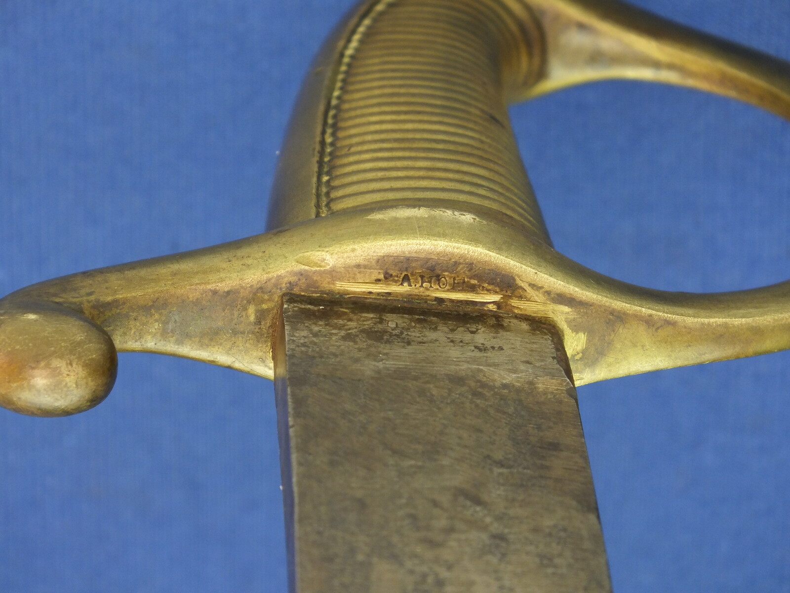 An antique probably Swiss Model AN IX Briquet infantry Sword. Signed Jak Schjzer and dated 1845. Length 74cm. In good condition. Price 150 euro.